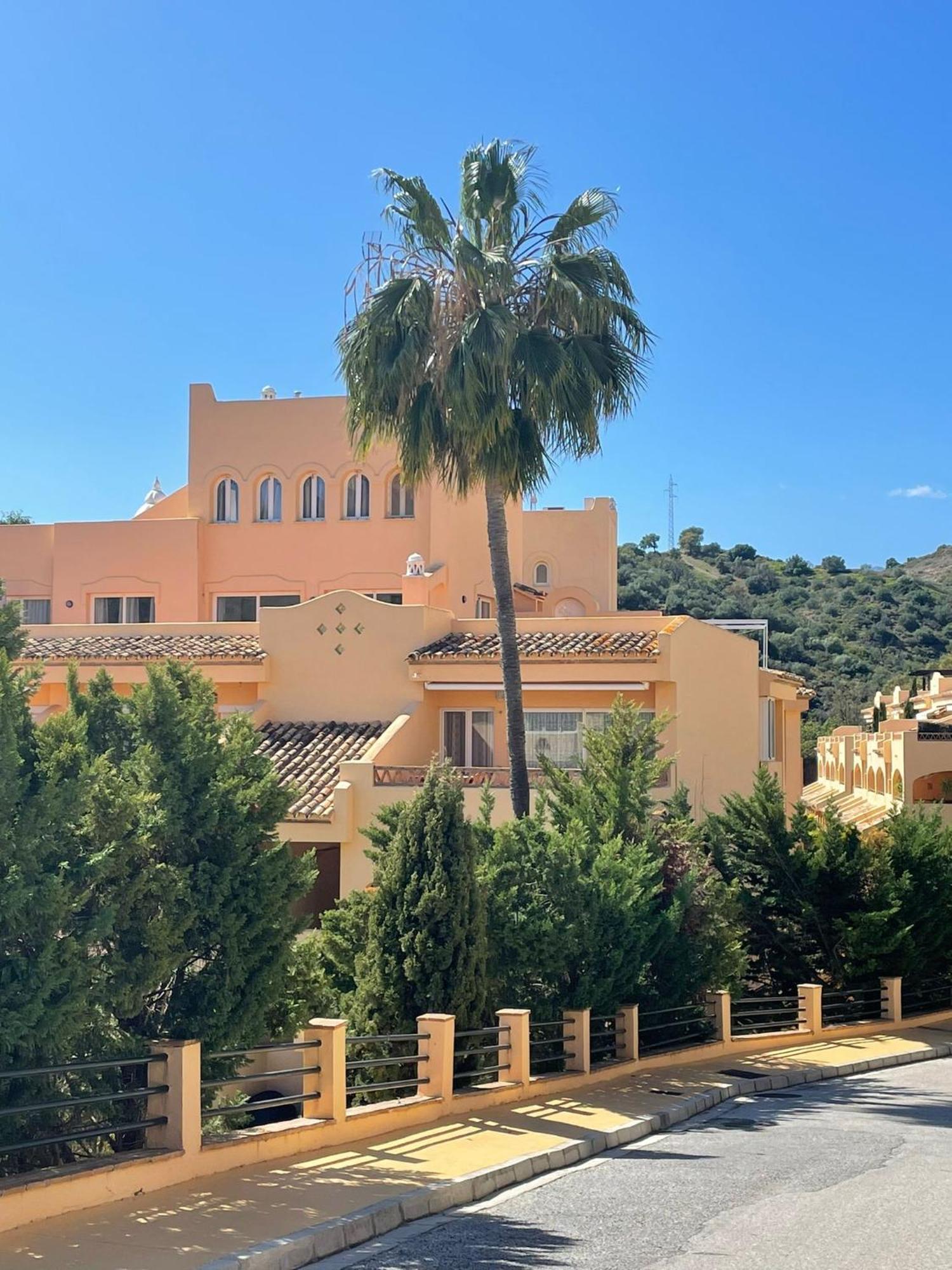Santa Maria Village, Elviria, 马尔韦利亚 外观 照片