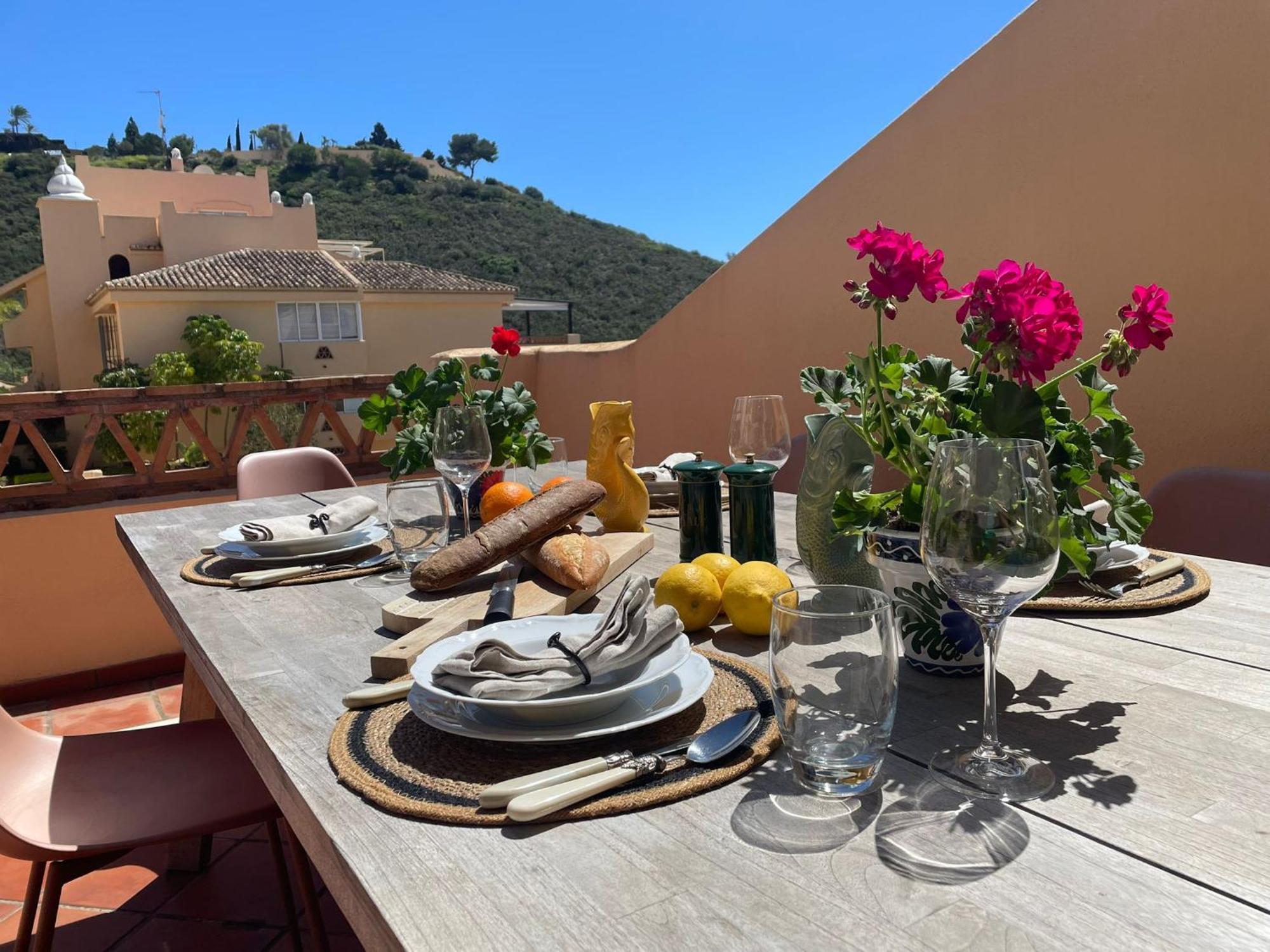 Santa Maria Village, Elviria, 马尔韦利亚 外观 照片