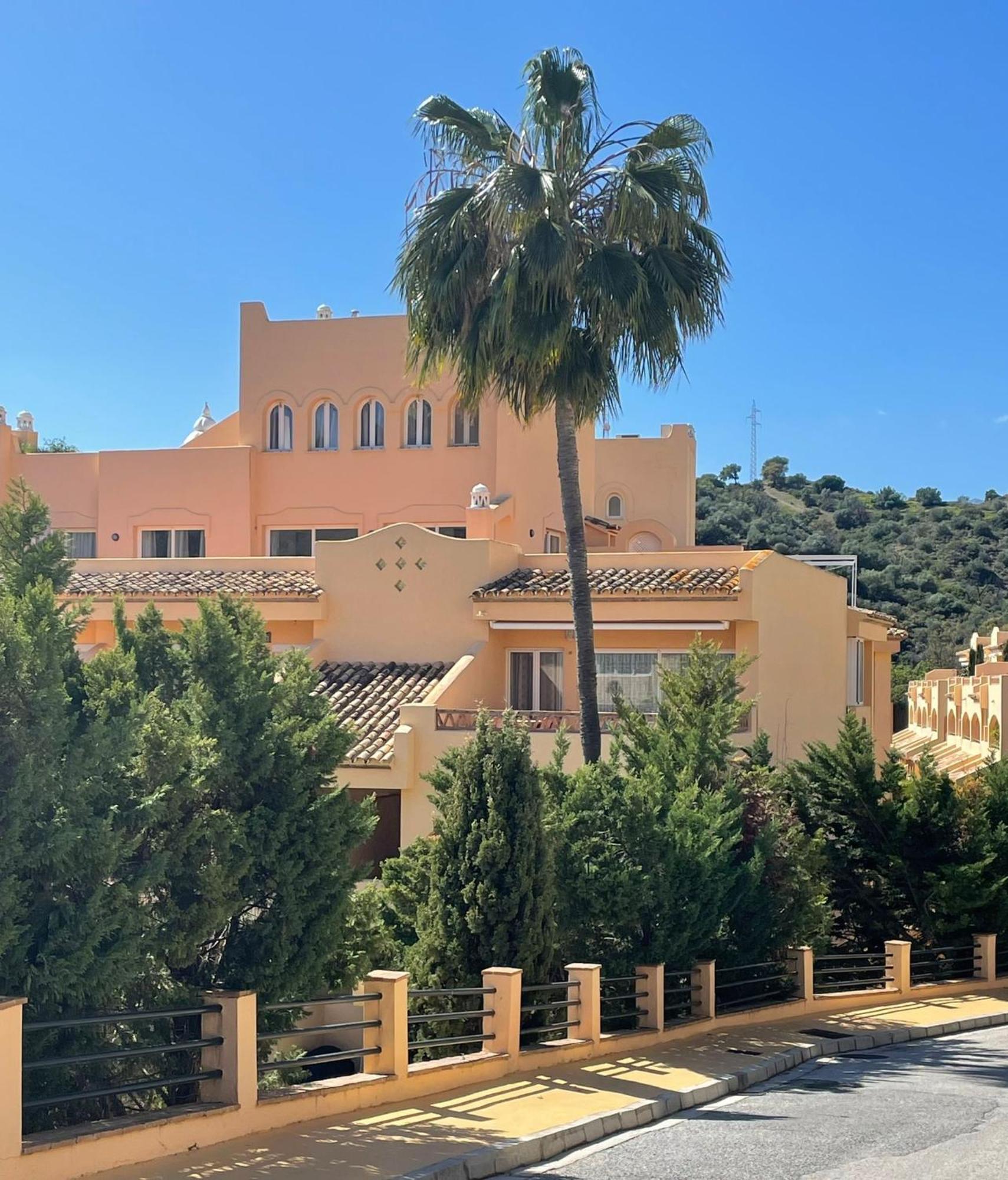 Santa Maria Village, Elviria, 马尔韦利亚 外观 照片